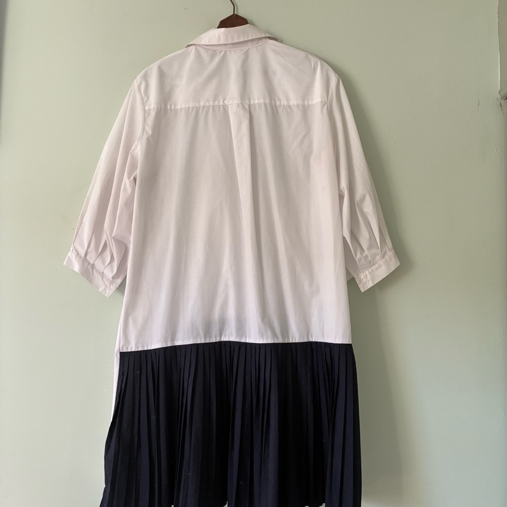 Simons Icone White Pleated Navy Oversize Shirt Dress - Size M - Picture 7 of 11